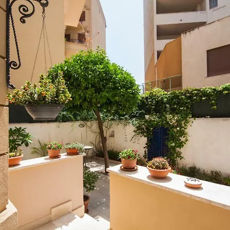 Casa Amaltea Apartment *